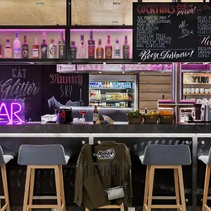 Hotel Moxy Ostbahnhof, Monachium